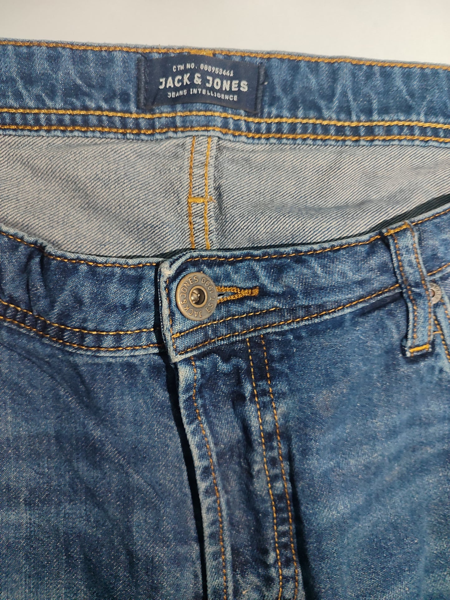 Short By Jack & Jones