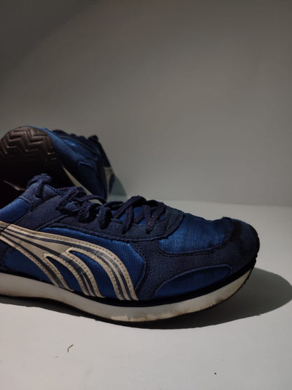 Casual Blue and white straps sneakerss