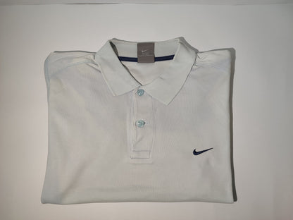 Original Nike White Polo Shirt – Clean, Classic & Comfortable