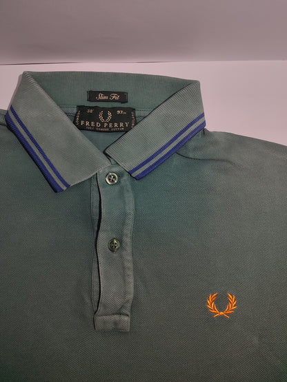 Original Fred Perry Polo Shirt – Stylish Green with Blue Trim